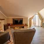 Resa Hotel