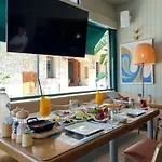 Resa فندق غوجيك