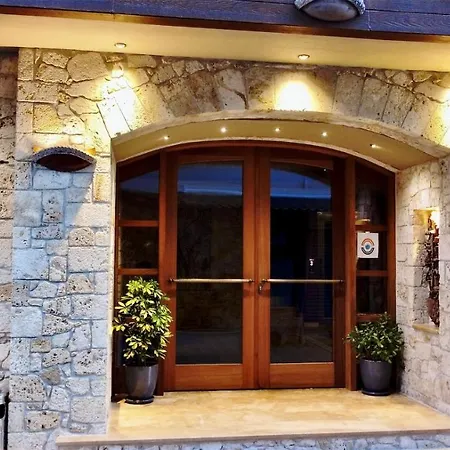 Ξενοδοχείο Resa *