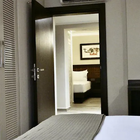 Resa Ξενοδοχείο *