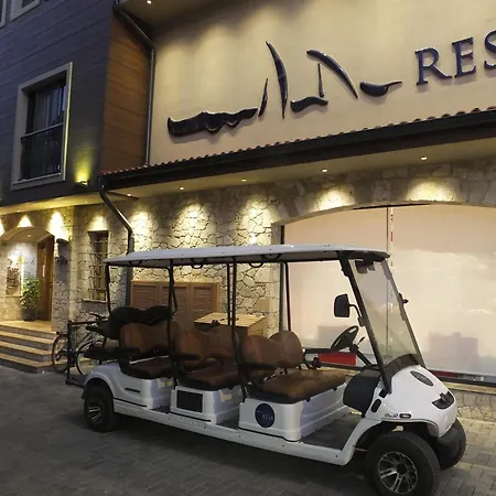 فندق Resa *